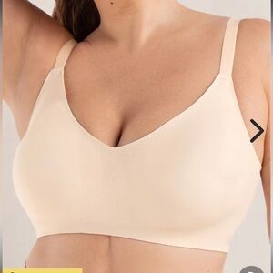 Shapermint Essentials XL wireless everyday comfort shaping bra comfy support